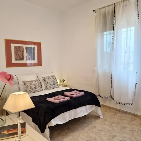 Apartment Naranjas De Reina Mercedes Seville